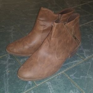 Faded Glory booties